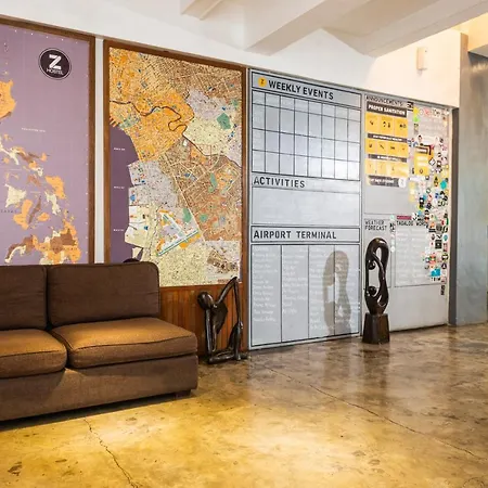 Z Hostel-2
